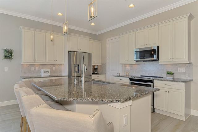 24268 GALLBERRY DRIVE, Venice, FL 34293
