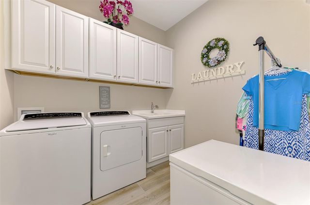 24268 GALLBERRY DRIVE, Venice, FL 34293