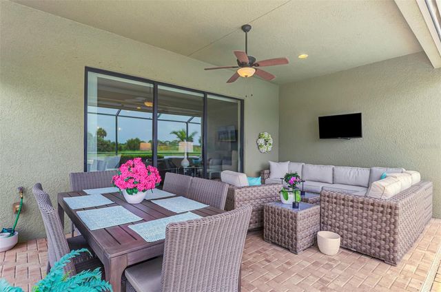 24268 GALLBERRY DRIVE, Venice, FL 34293