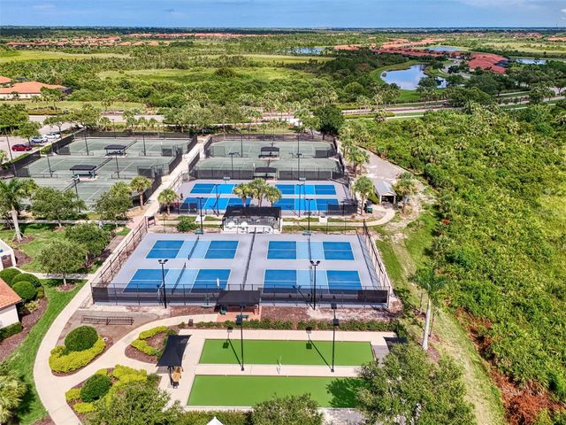 24268 GALLBERRY DRIVE, Venice, FL 34293