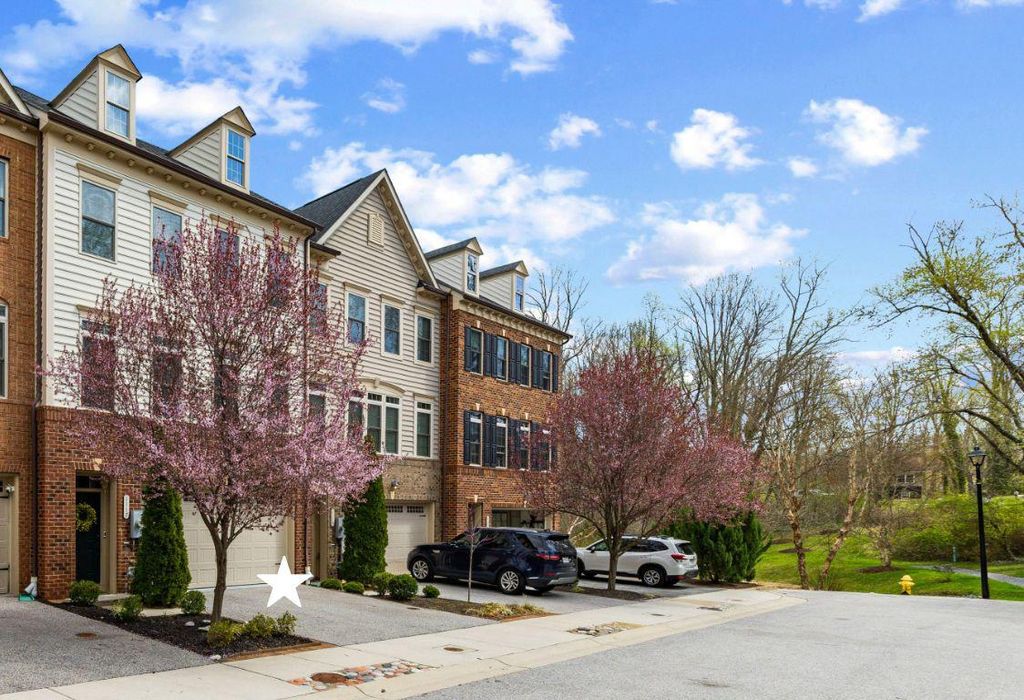 Image 2 of property listing at 1117 CANTERWOOD PL, Arnold, MD 21012