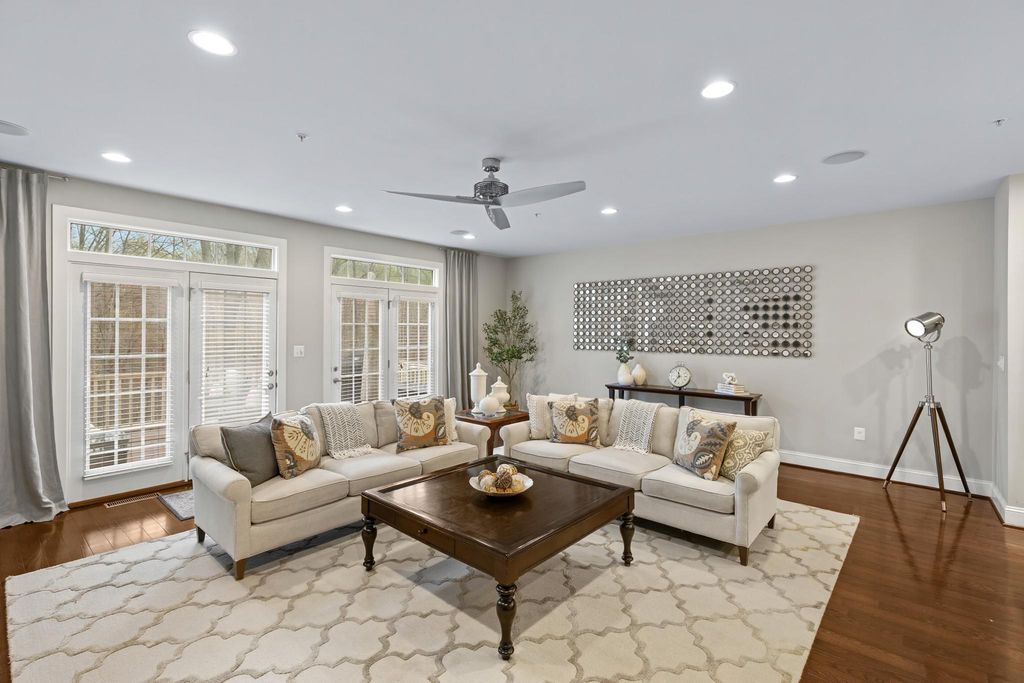 Image 13 of property listing at 1117 CANTERWOOD PL, Arnold, MD 21012