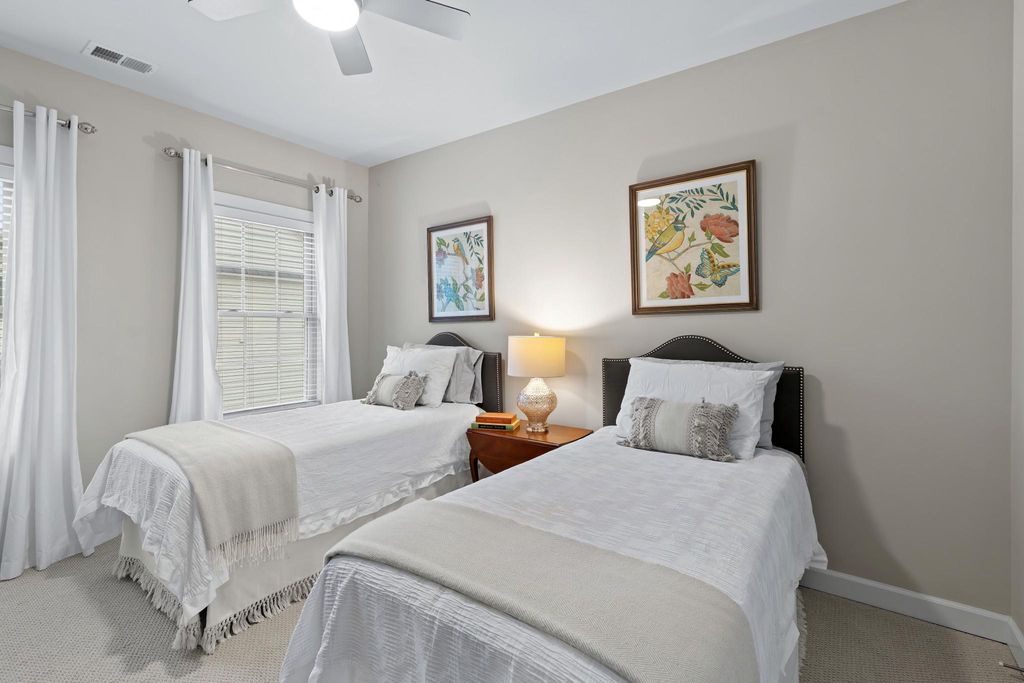 Image 20 of property listing at 1117 CANTERWOOD PL, Arnold, MD 21012