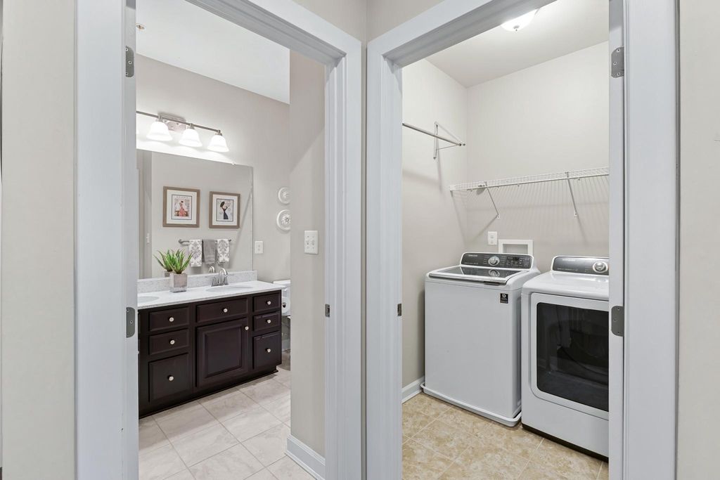 Image 25 of property listing at 1117 CANTERWOOD PL, Arnold, MD 21012