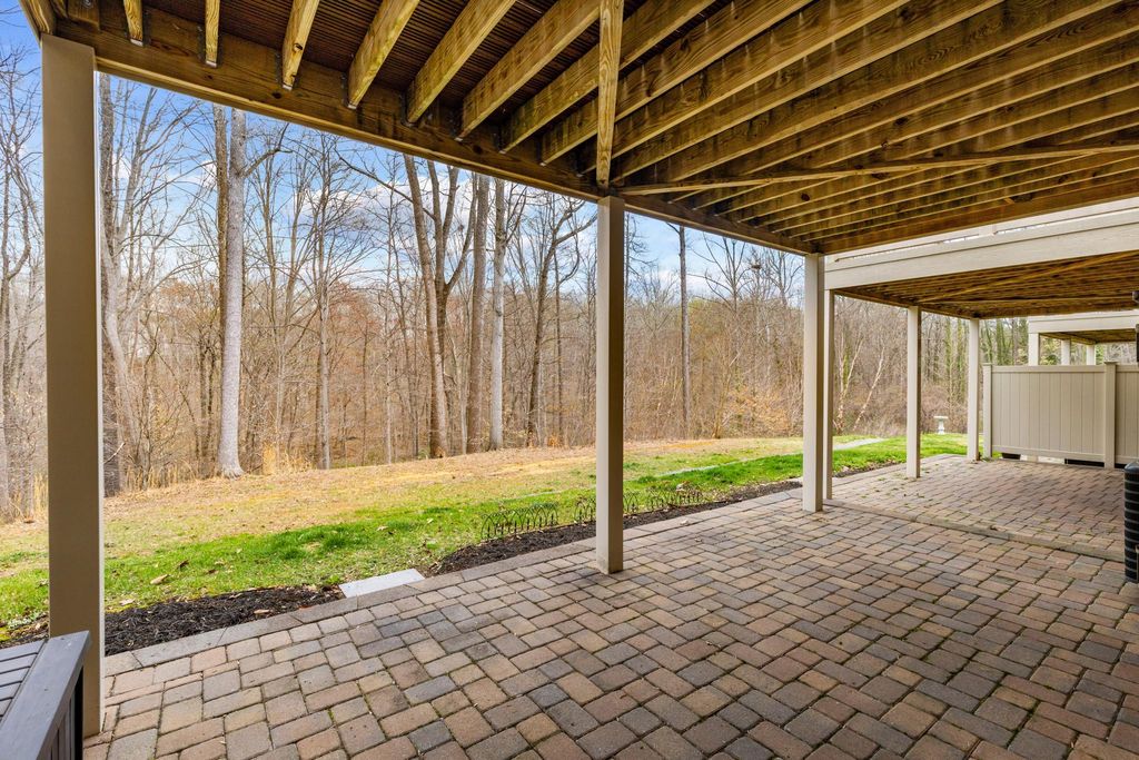 Image 28 of property listing at 1117 CANTERWOOD PL, Arnold, MD 21012