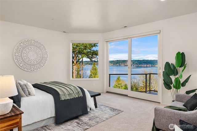 936 170th Place SE, Bellevue, WA 98008