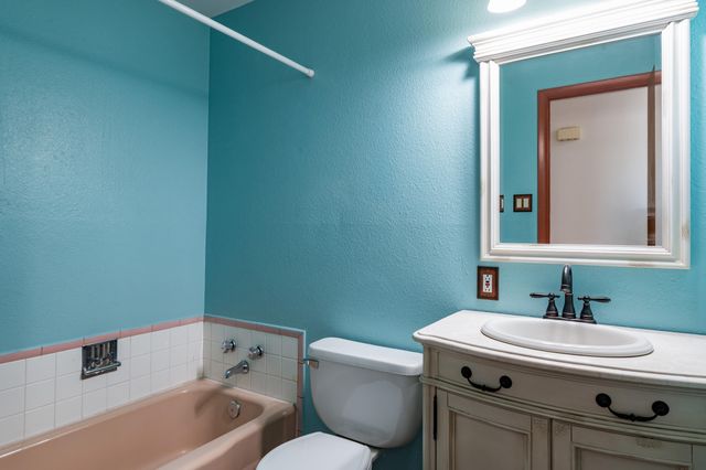 2908 Jane Court NE, Albuquerque, NM 87112