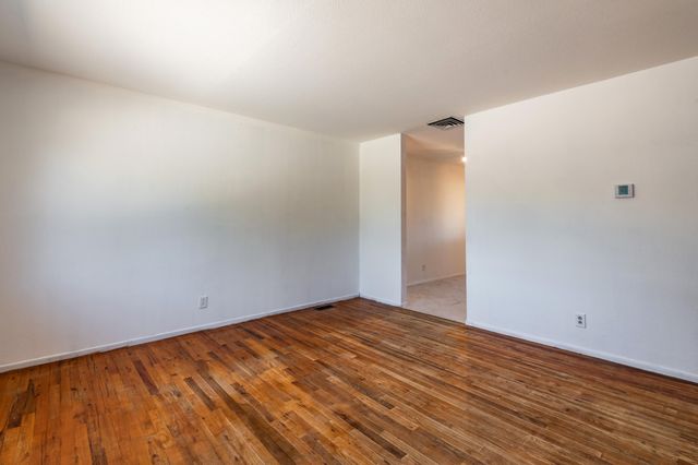 2908 Jane Court NE, Albuquerque, NM 87112
