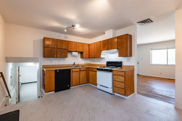 2908 Jane Court NE, Albuquerque, NM 87112
