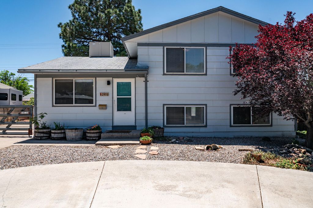 2908 Jane Court NE, Albuquerque, NM 87112