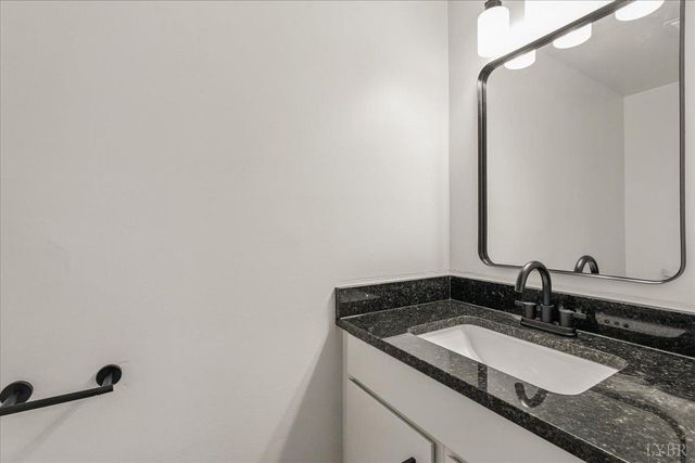 111 Kettering Lane, Lynchburg, VA 24501