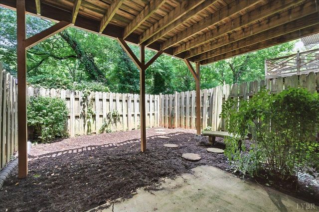 111 Kettering Lane, Lynchburg, VA 24501