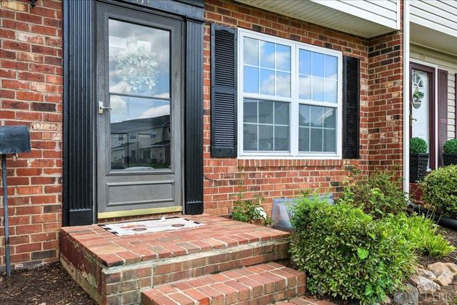 111 Kettering Lane, Lynchburg, VA 24501
