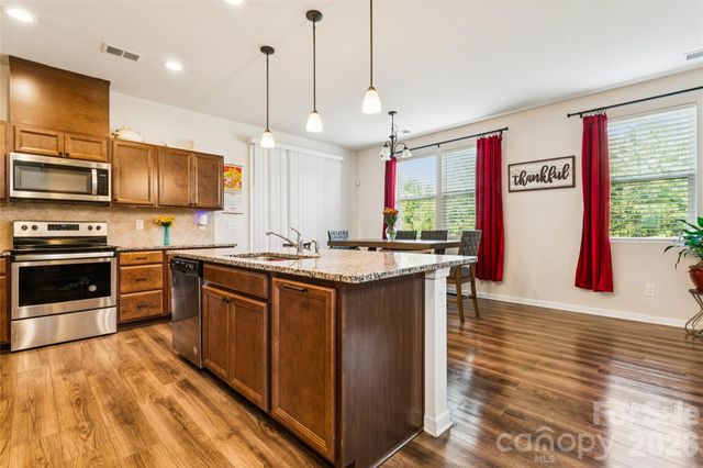 9002 Willowfield Drive, Charlotte, NC 28269
