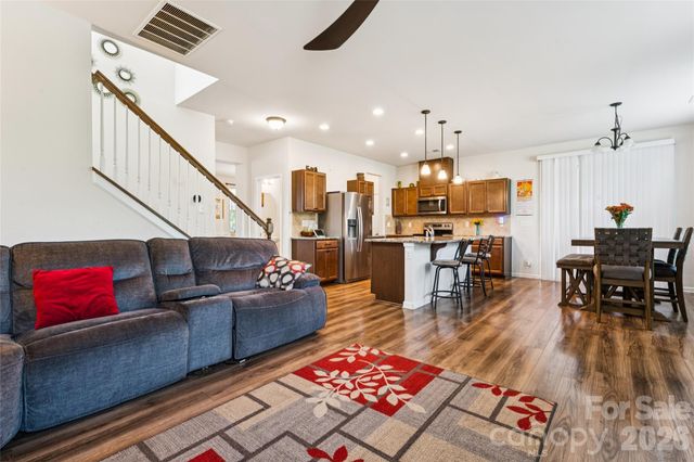 9002 Willowfield Drive, Charlotte, NC 28269