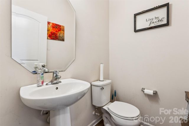 9002 Willowfield Drive, Charlotte, NC 28269