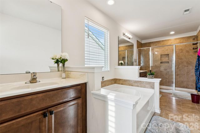 9002 Willowfield Drive, Charlotte, NC 28269