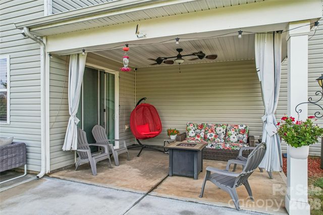 9002 Willowfield Drive, Charlotte, NC 28269