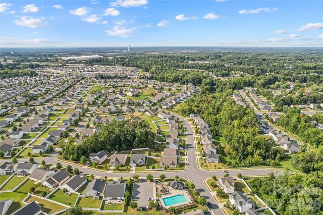 9002 Willowfield Drive, Charlotte, NC 28269