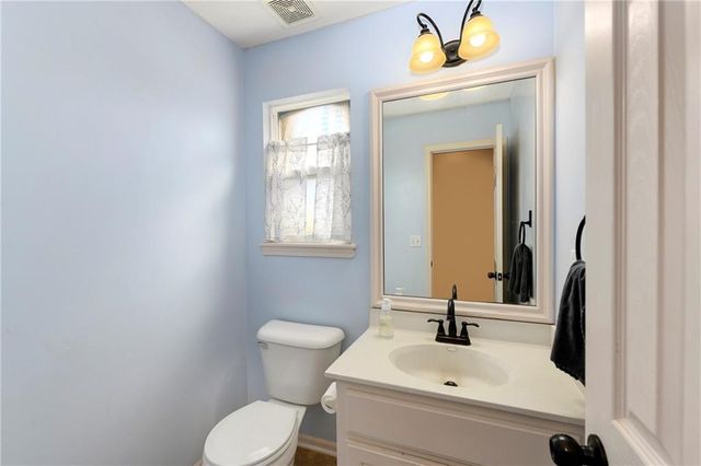 1313 Stone Lane, Lansing, KS 66043