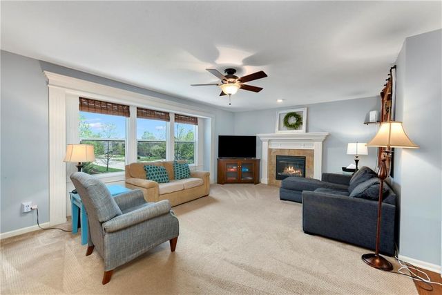 1313 Stone Lane, Lansing, KS 66043