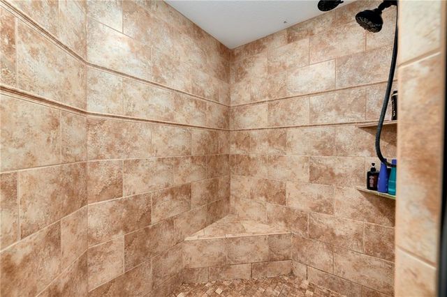 1313 Stone Lane, Lansing, KS 66043