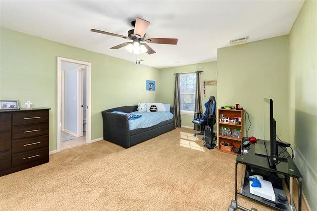 1313 Stone Lane, Lansing, KS 66043