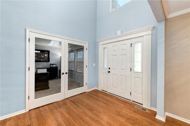 1313 Stone Lane, Lansing, KS 66043