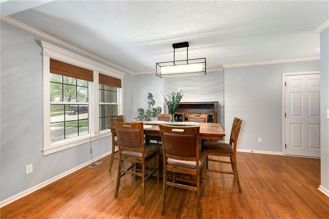 1313 Stone Lane, Lansing, KS 66043