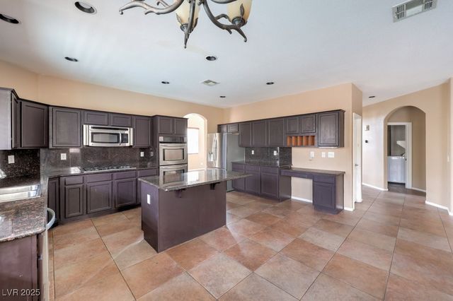 11449 Rock Cove Way, Las Vegas, NV 89141