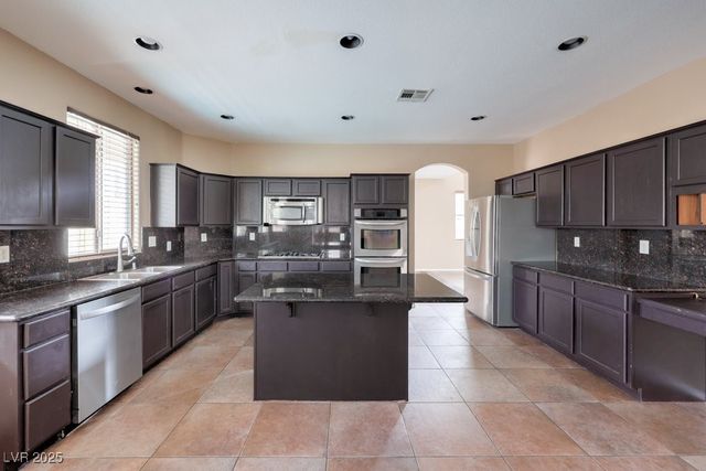 11449 Rock Cove Way, Las Vegas, NV 89141