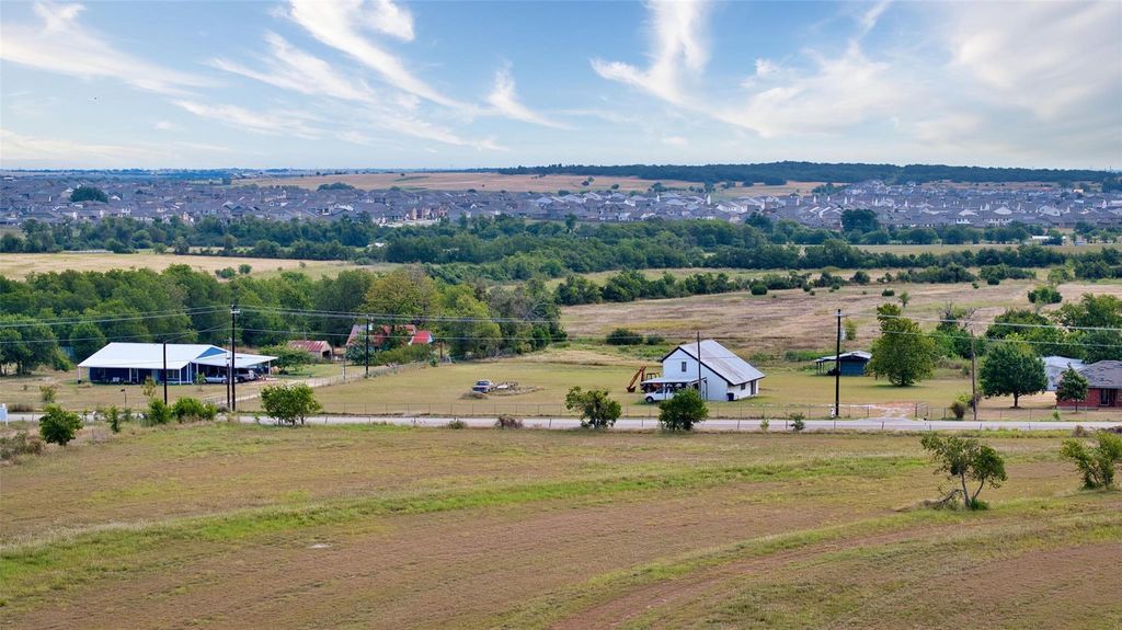 350 County Road 375, Jarrell, TX 76537