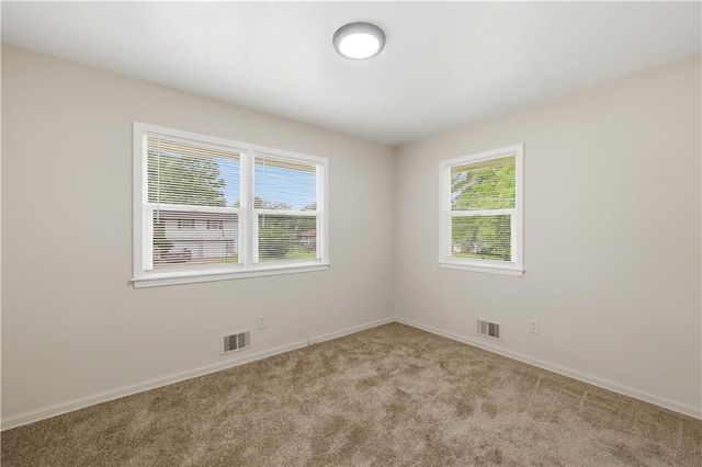 13121 E 45th Street S, Independence, MO 64055