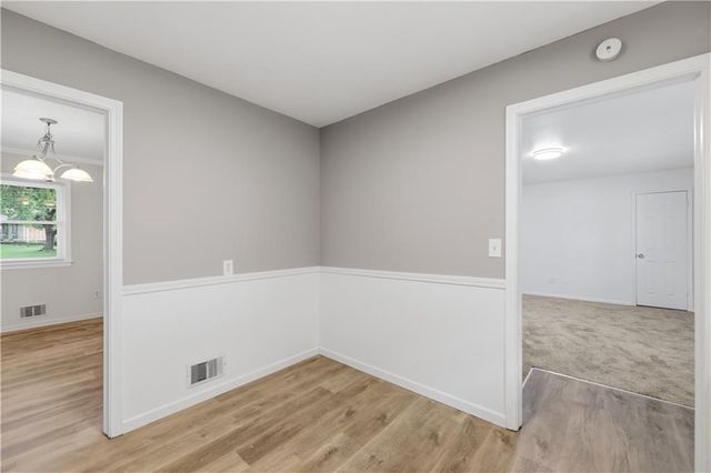 13121 E 45th Street S, Independence, MO 64055