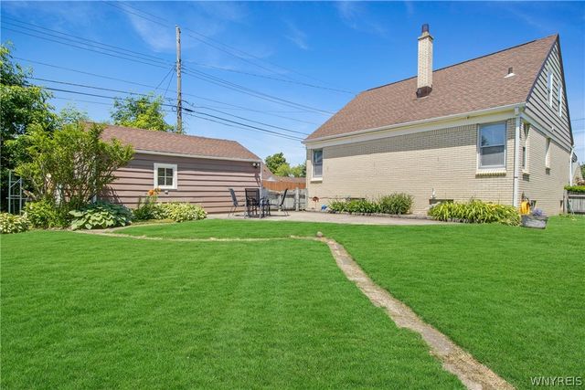 4 Amurra Court, Cheektowaga, NY 14225