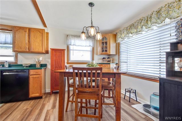4 Amurra Court, Cheektowaga, NY 14225