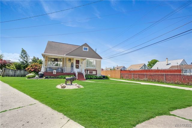 4 Amurra Court, Cheektowaga, NY 14225