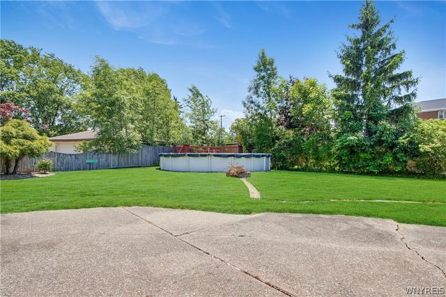 4 Amurra Court, Cheektowaga, NY 14225