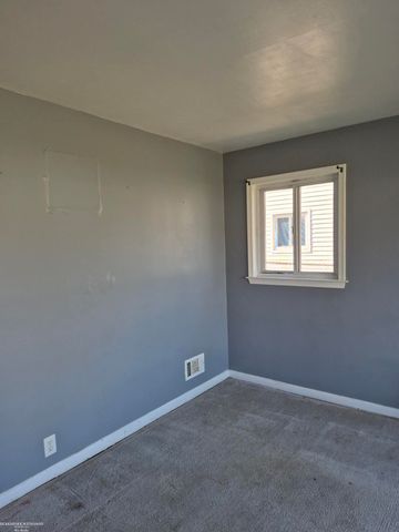 21893 Ehlert Avenue, Warren, MI 48089