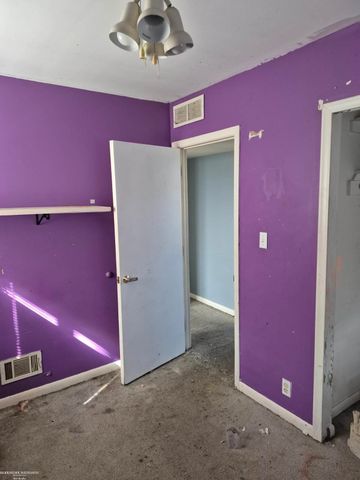 21893 Ehlert Avenue, Warren, MI 48089