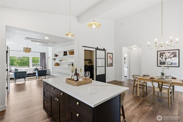 384 Ruth Lane, Bremerton, WA 98310