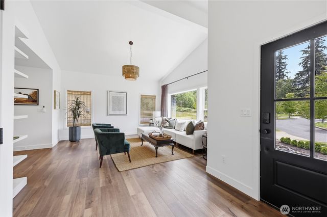384 Ruth Lane, Bremerton, WA 98310