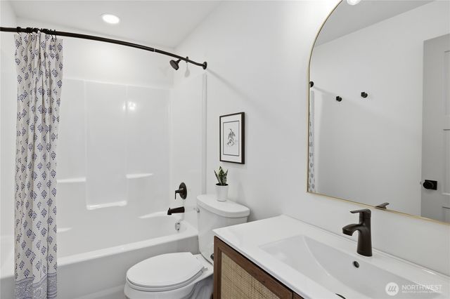 384 Ruth Lane, Bremerton, WA 98310