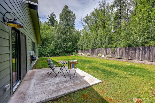 384 Ruth Lane, Bremerton, WA 98310