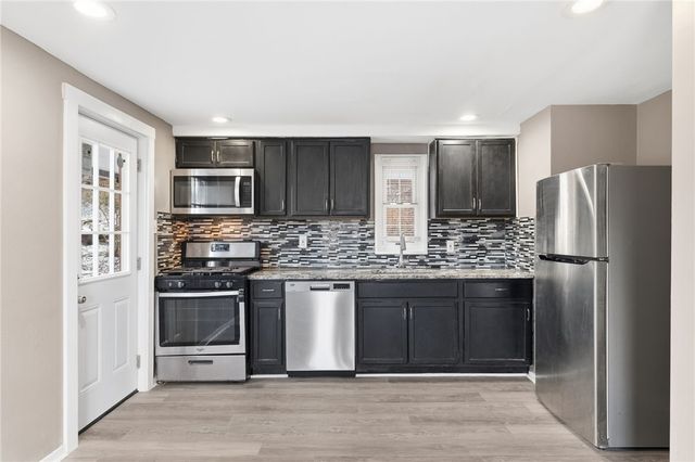 101 Elias Dr, Penn Hills, PA 15235