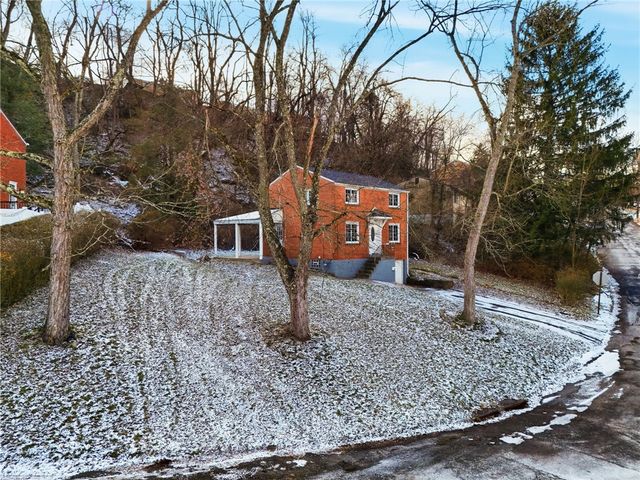 101 Elias Dr, Penn Hills, PA 15235