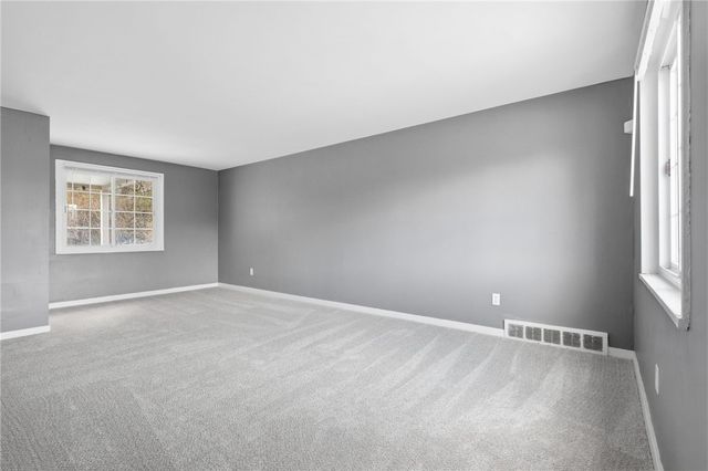 101 Elias Dr, Penn Hills, PA 15235