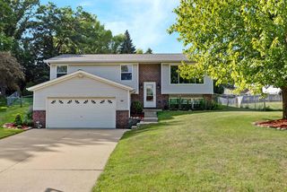 422 Scott COURT, Hartford, WI 53027
