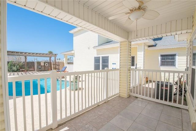 13978 Fortuna Bay Dr C, Corpus Christi, TX 78418