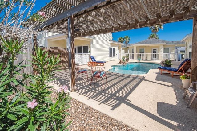 13978 Fortuna Bay Dr C, Corpus Christi, TX 78418